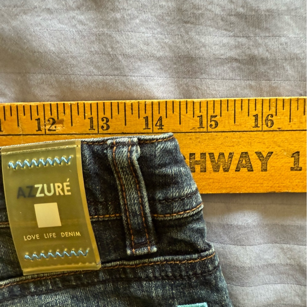 Azzuré Jeans Women’s Y2K Bootcut Denim Pants Mid Rise Whisker Wash Size 14 - Picture 6 of 8